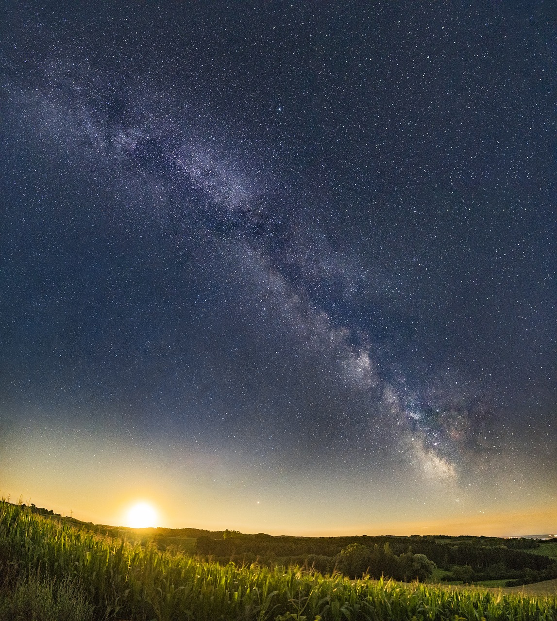 moonrise  milky way  moon free photo