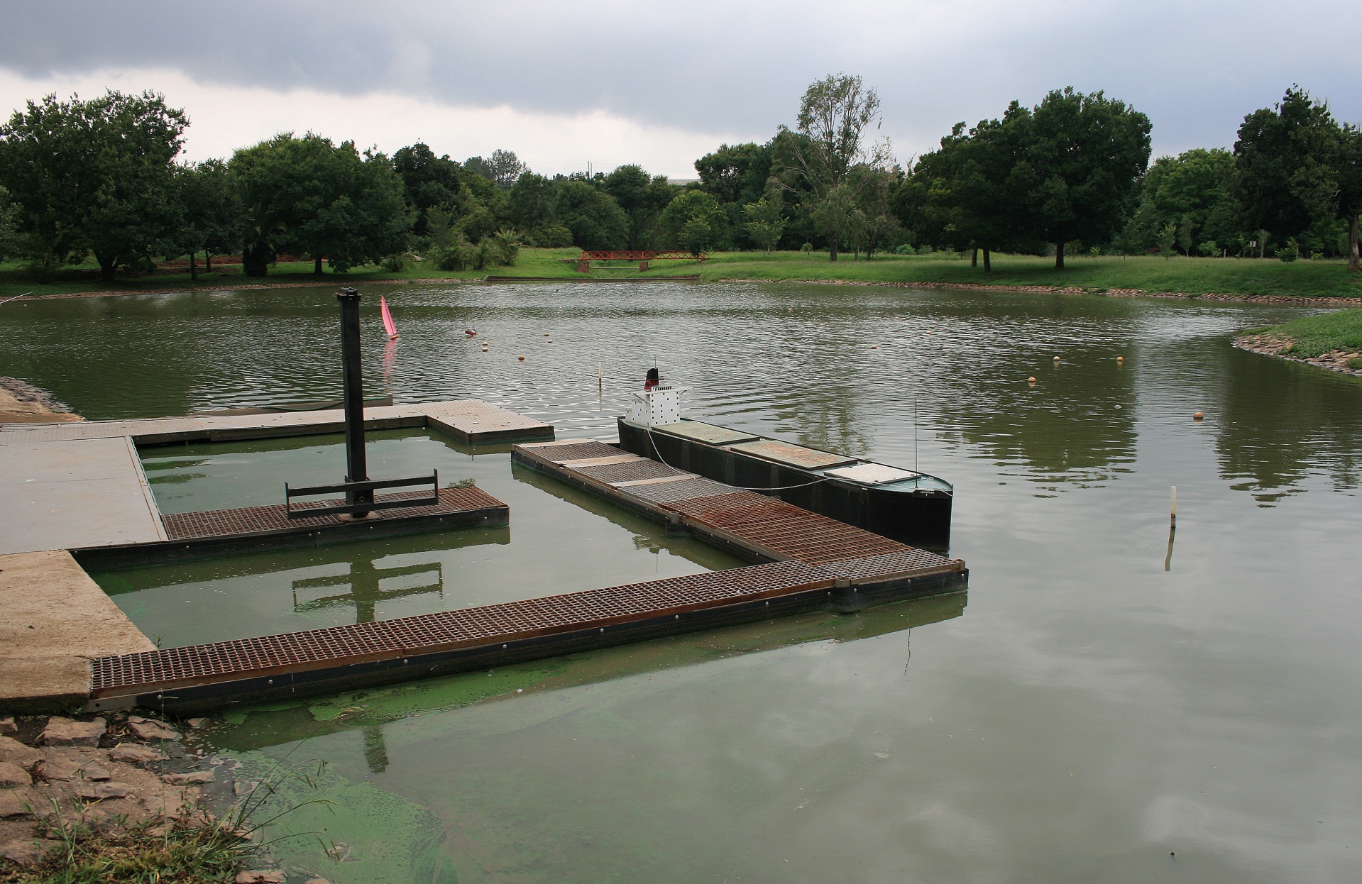 pond overcast model free photo