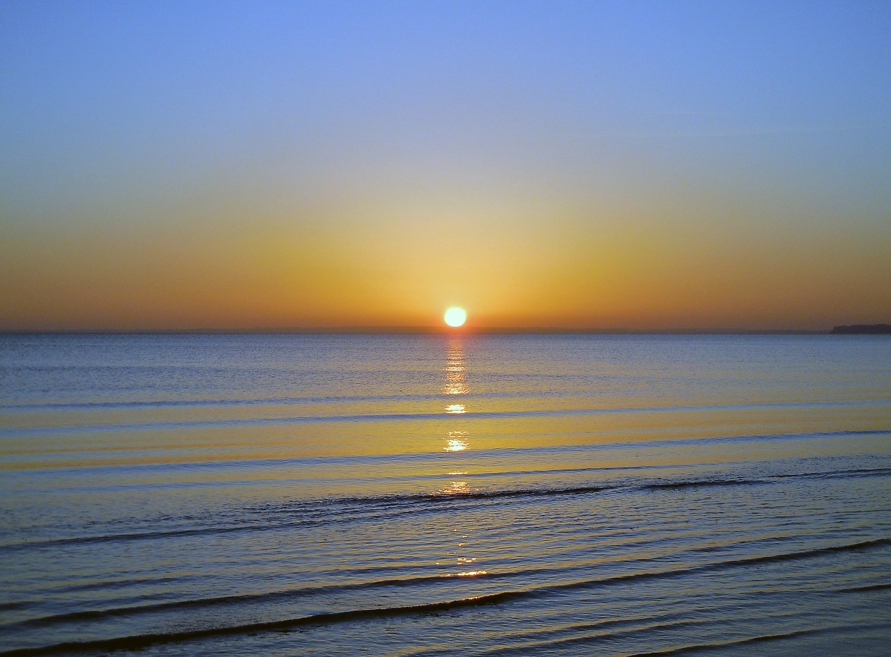 morgenstimmung sunrise on the sea skies free photo