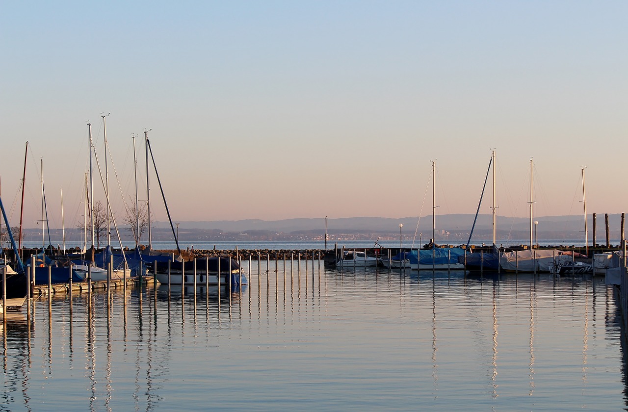 morgenstimmung morning light boat harbour free photo