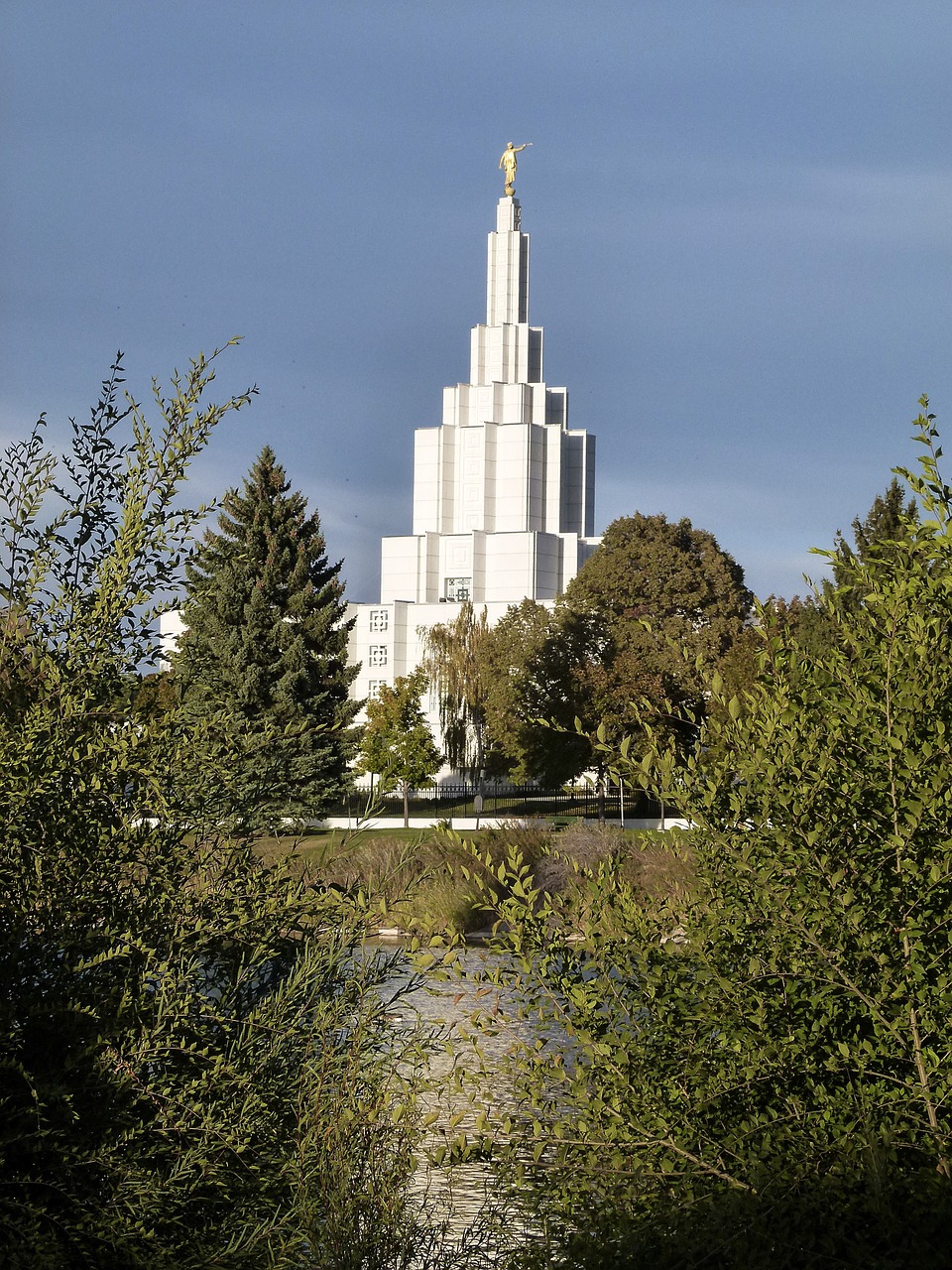 mormon temple building free photo