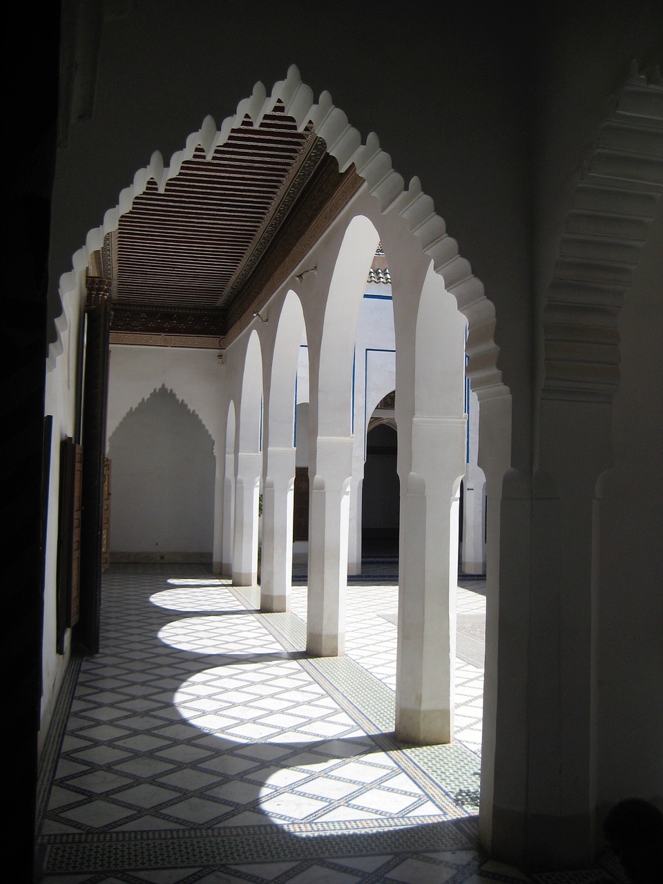 morrocco archway shadows free photo