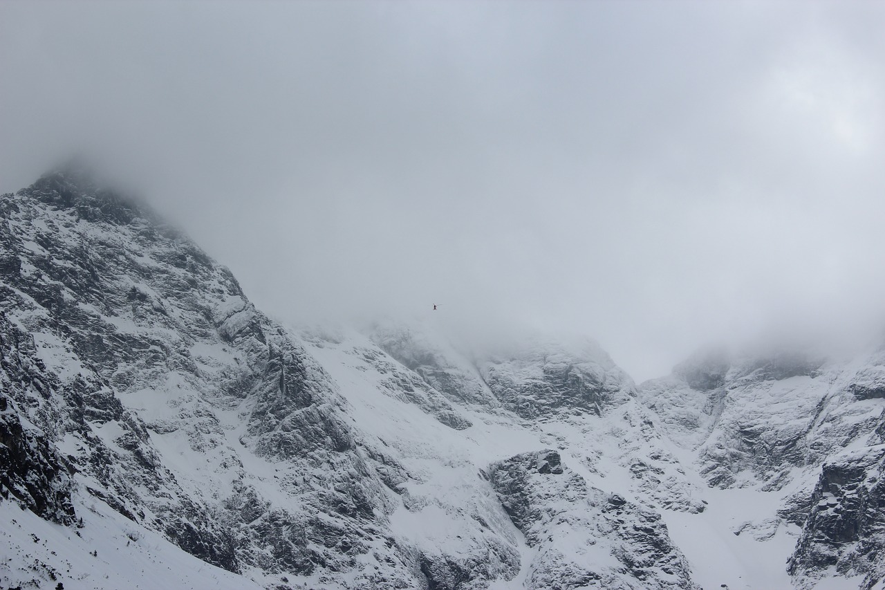 morskie oko mountains landscape free photo