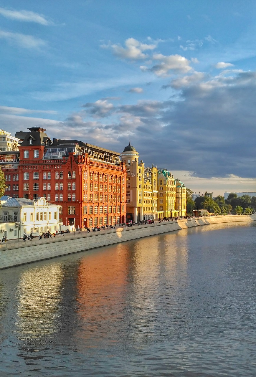 moscow quay yakimanka free photo