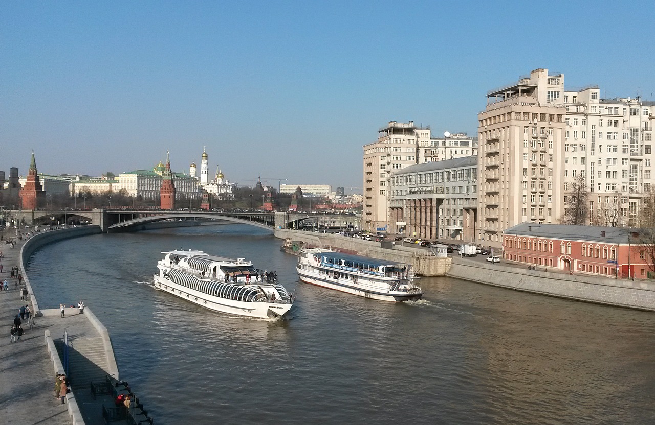 moscow  russia  river ship free photo