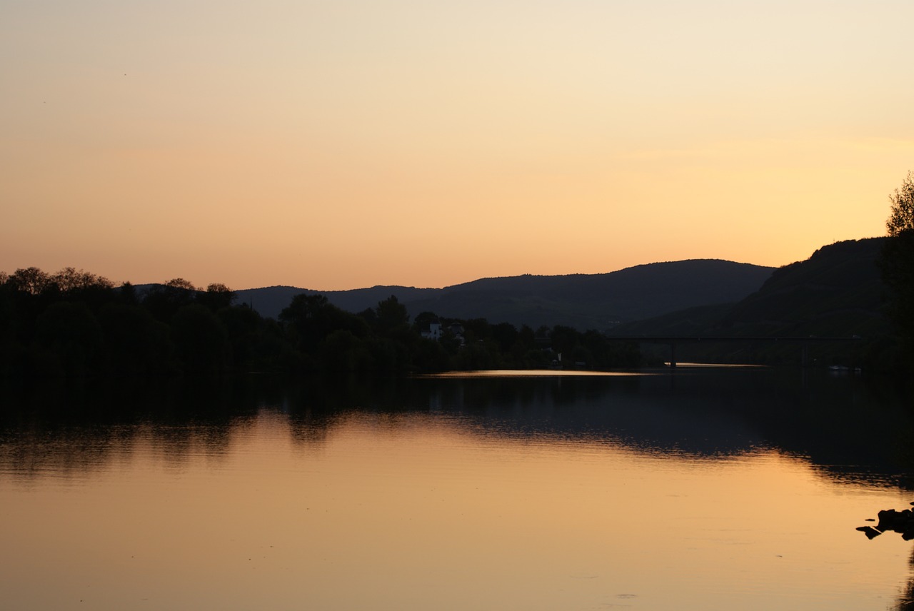 mosel sunset water free photo