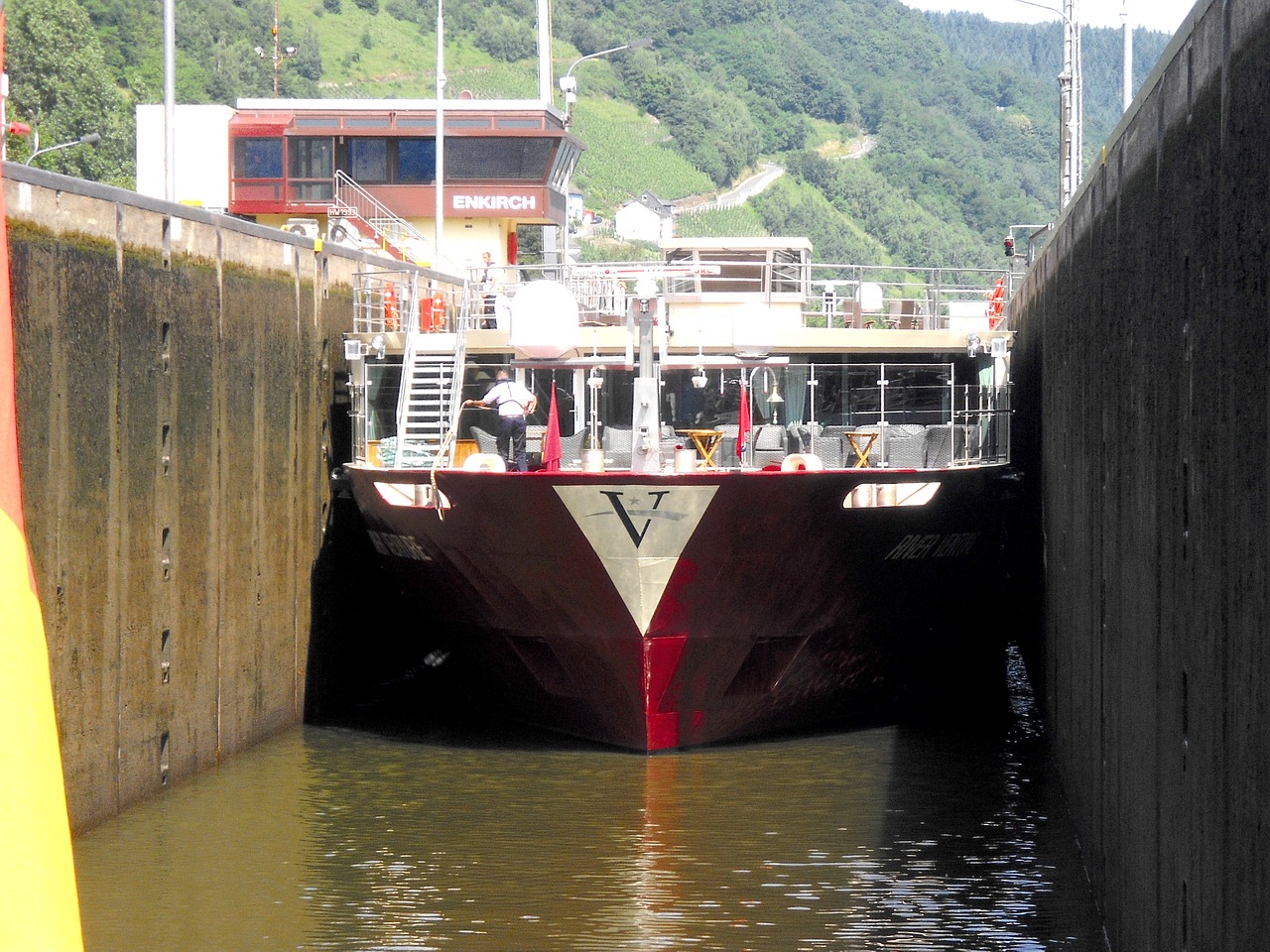 moselle sluice river ship free photo