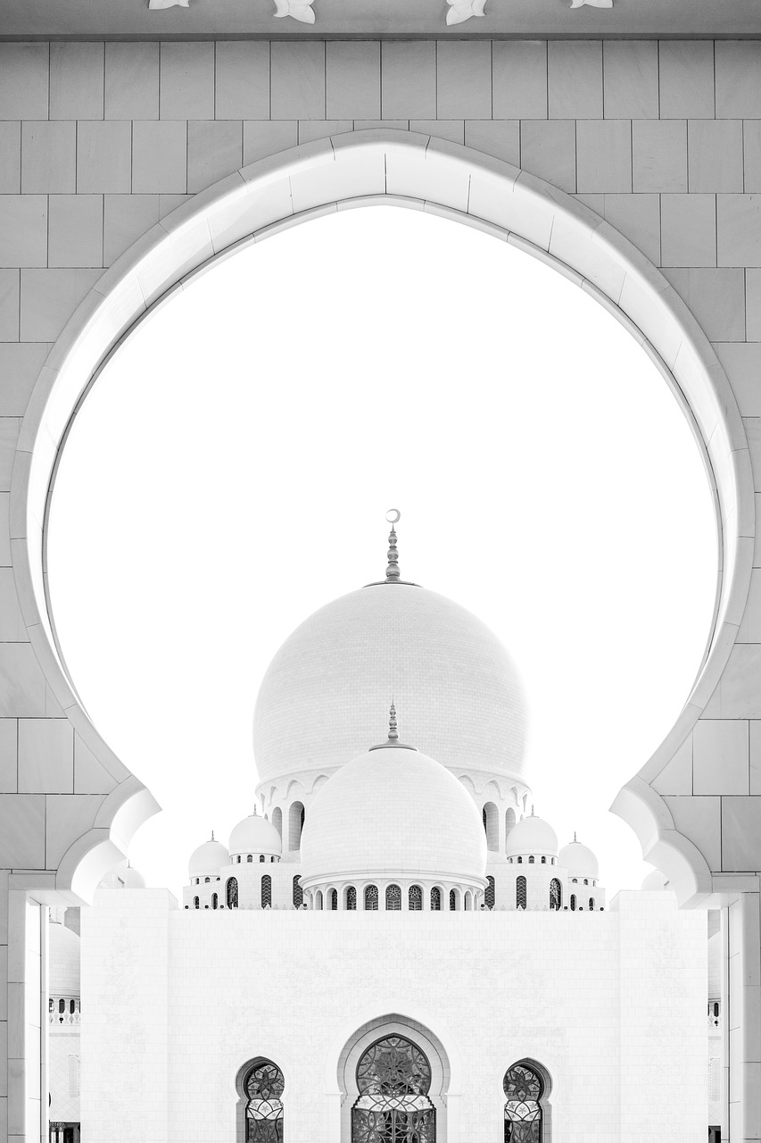 moshe white mosque abu dhabi free photo