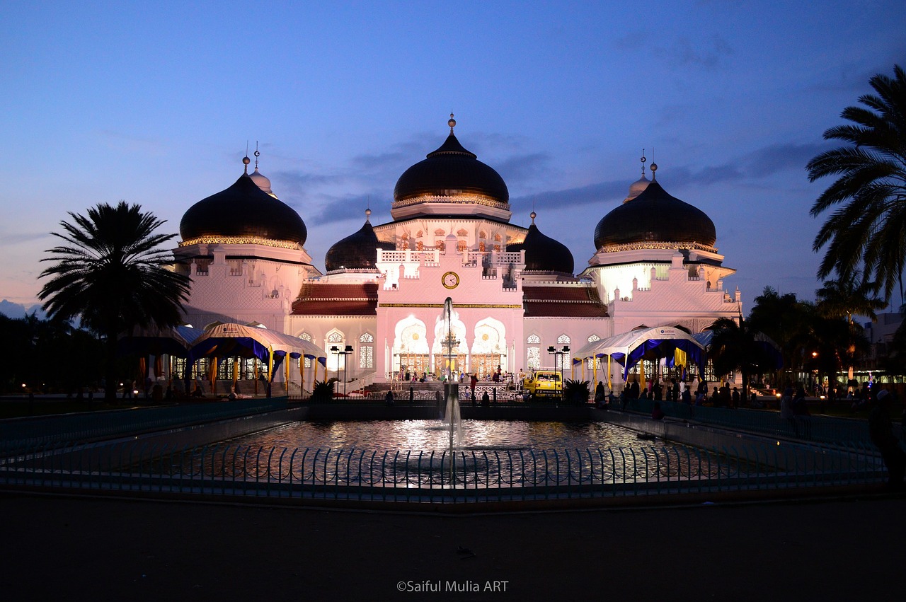mosque banda aceh aceh free photo