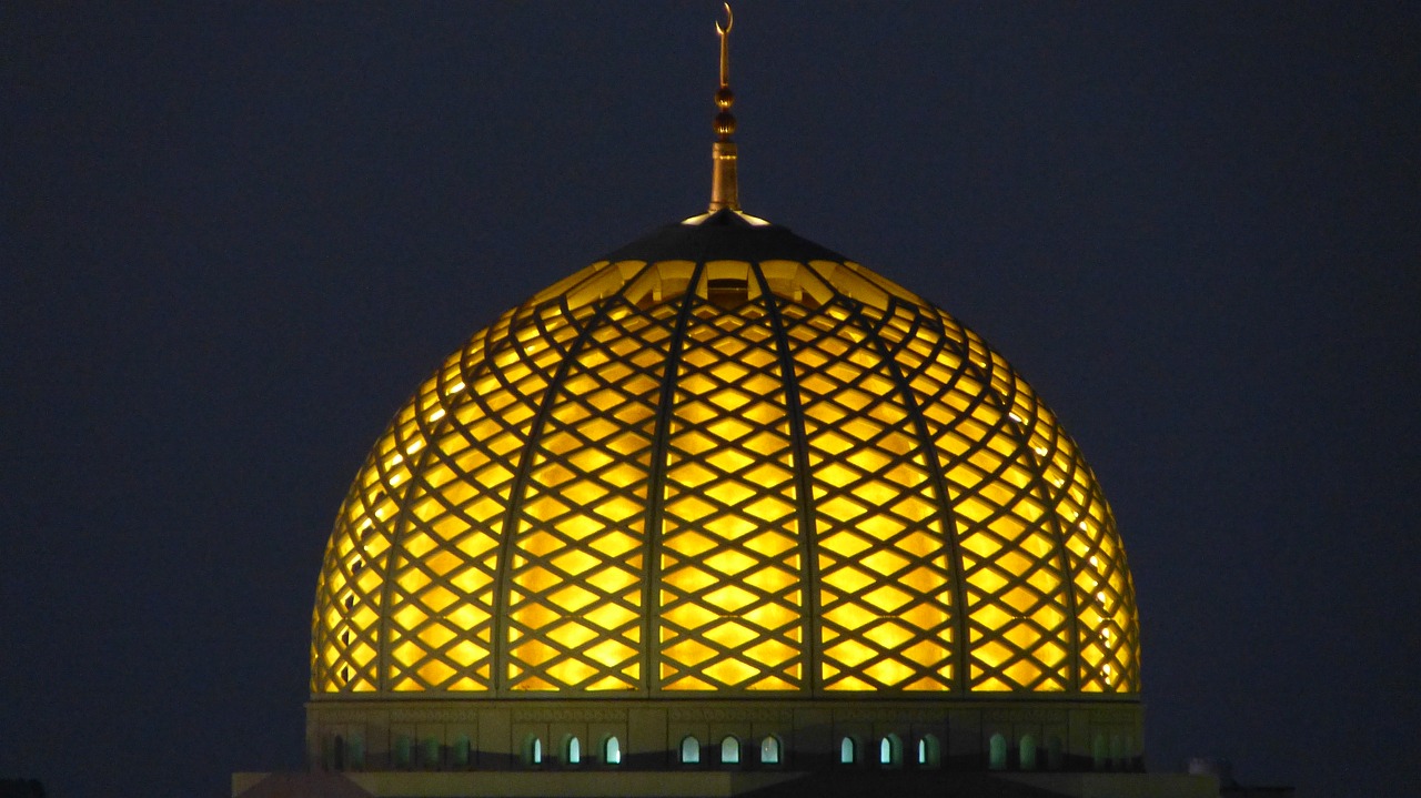 mosque oman night free photo