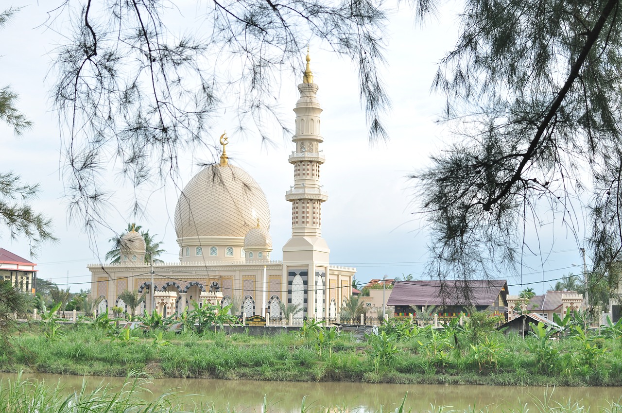 mosque  landscape  nature free photo