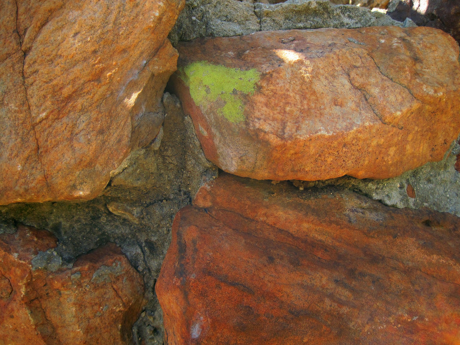 stones rocks rusty free photo