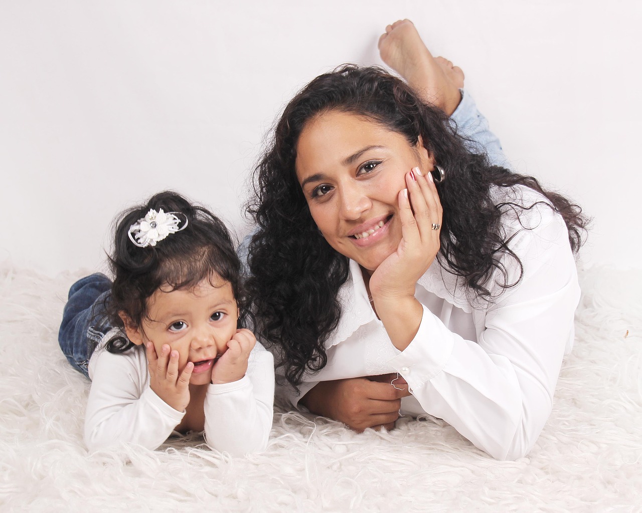 mother daughter together free photo