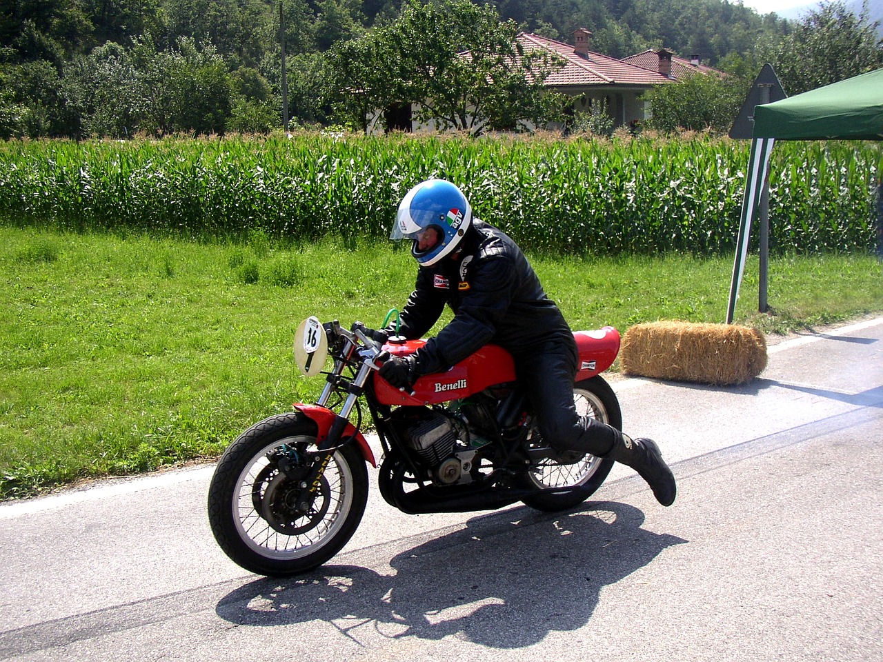 moto benelli race free photo