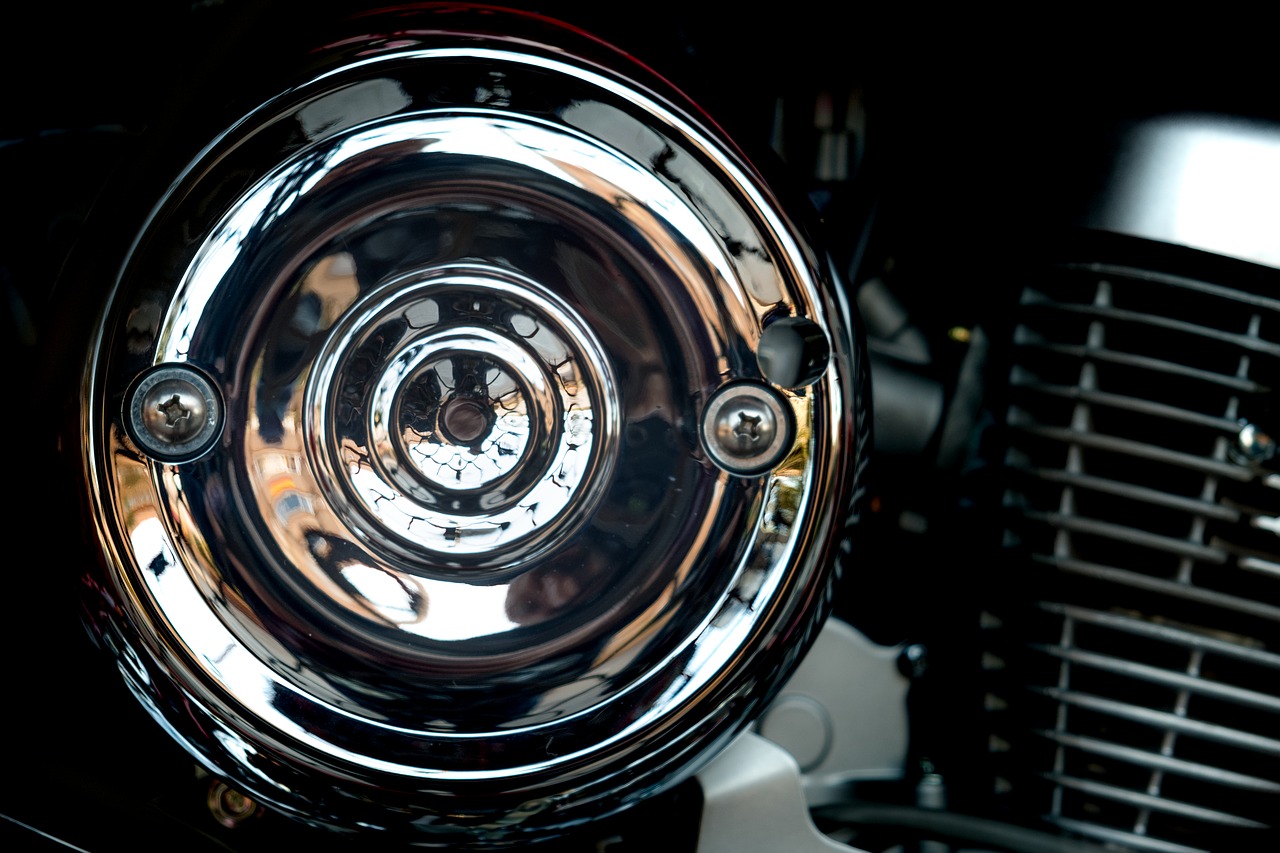 moto  engine  highlights free photo