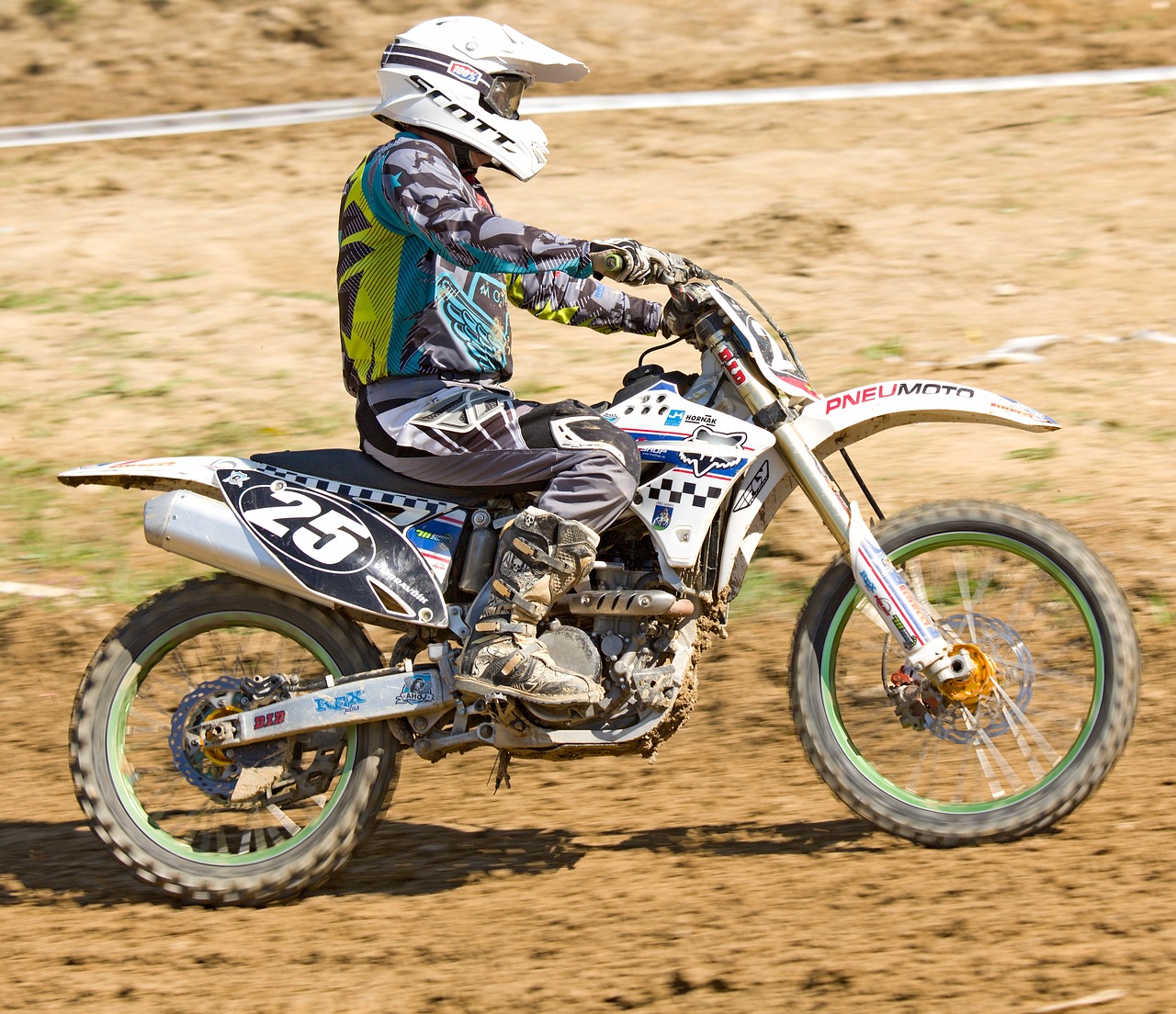 moto racing motocross motorbike free photo