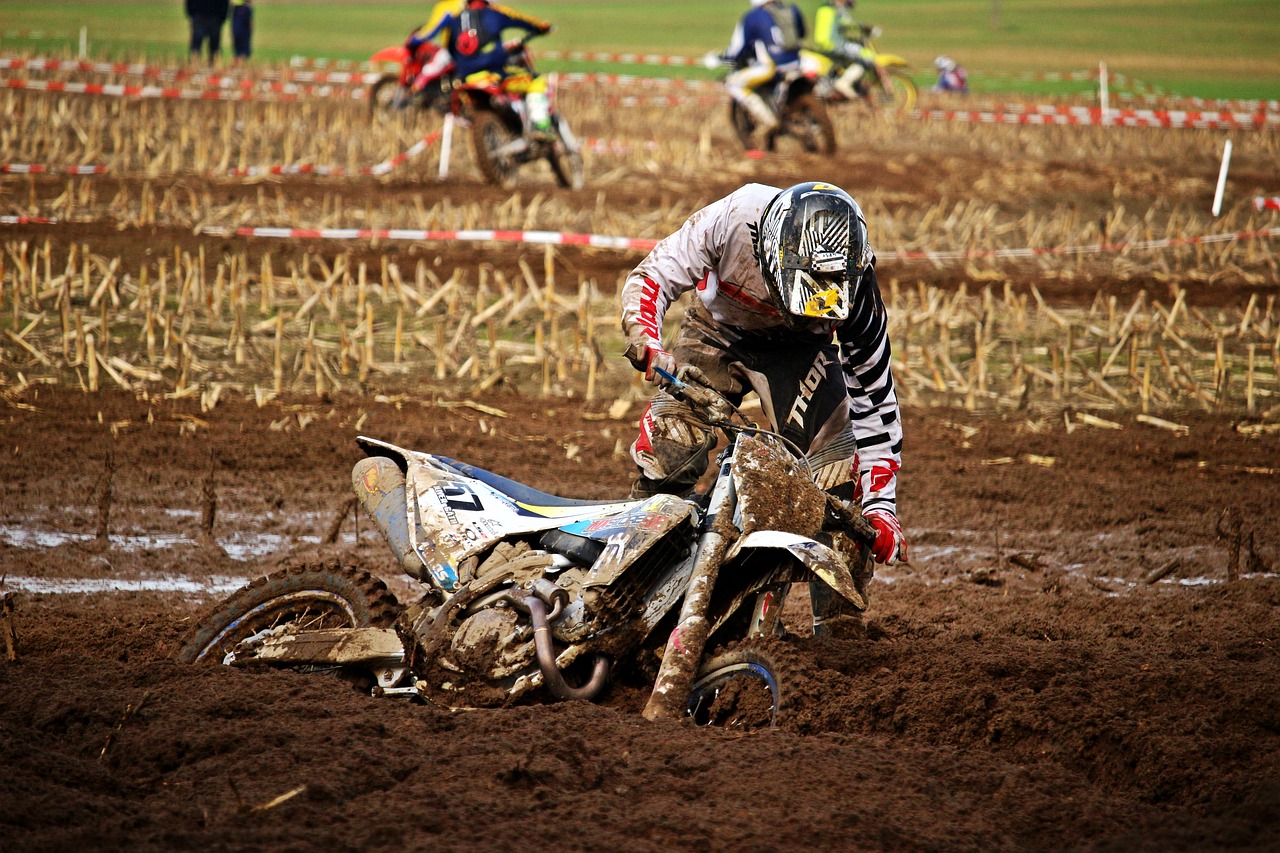motocross enduro mud free photo