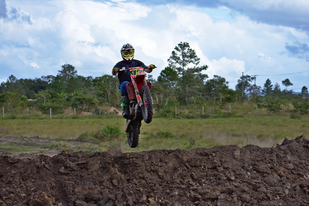 motocross dirtbike rider free photo