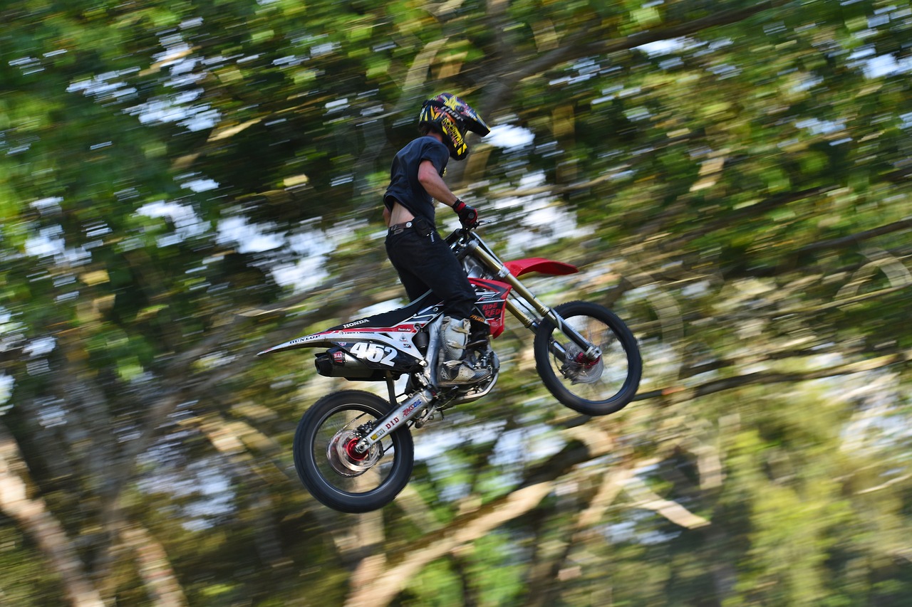motocross  dirtbike  motion blur free photo