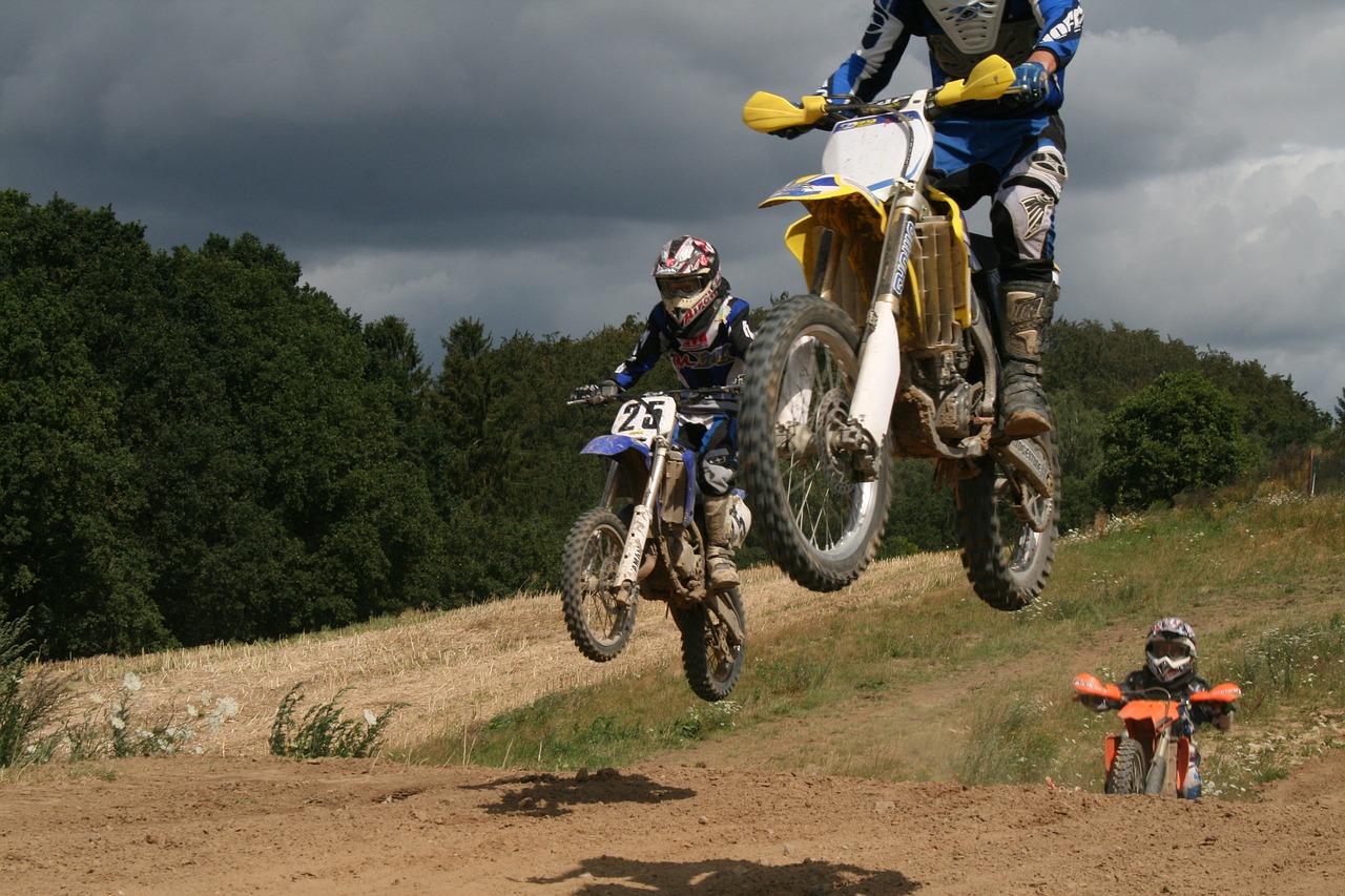 motocross  jump  motorsor free photo