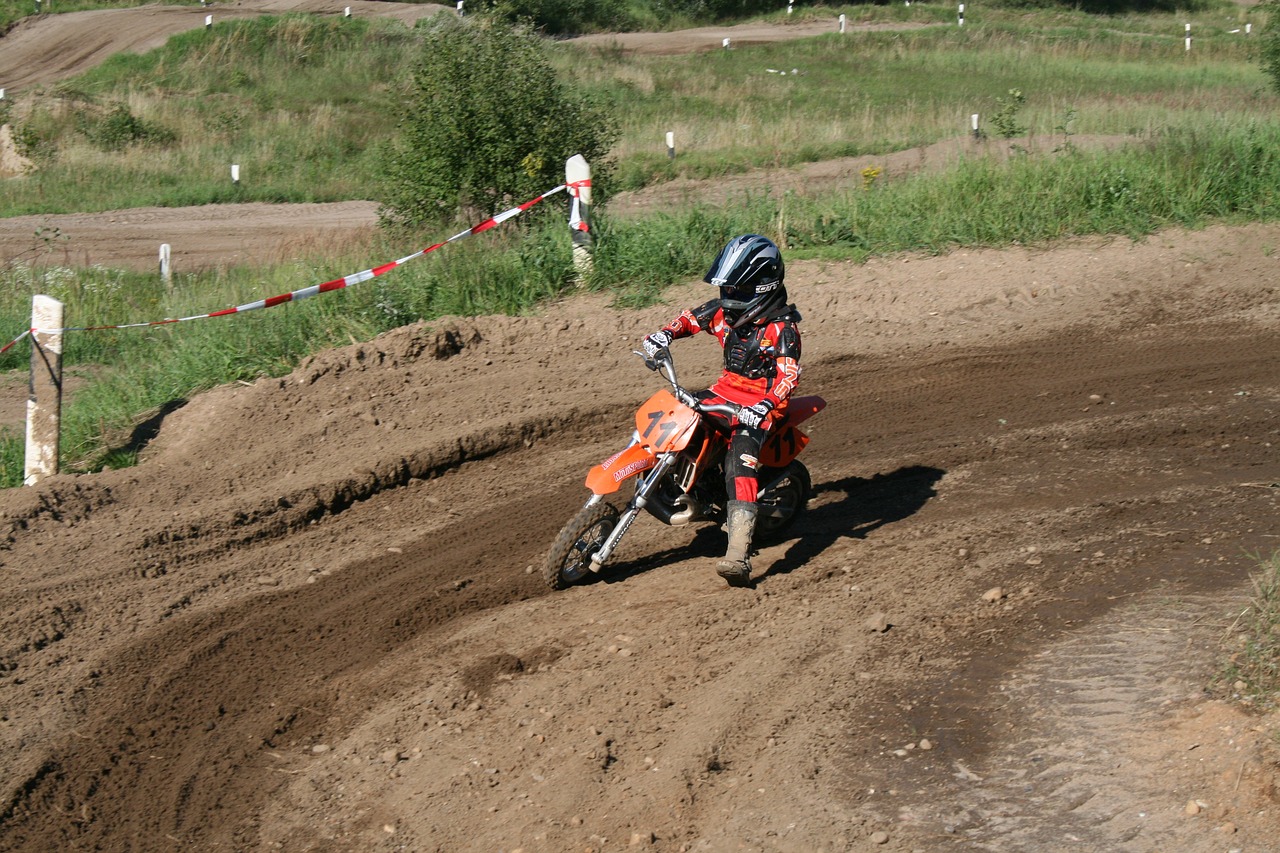 motocross  race  cross free photo