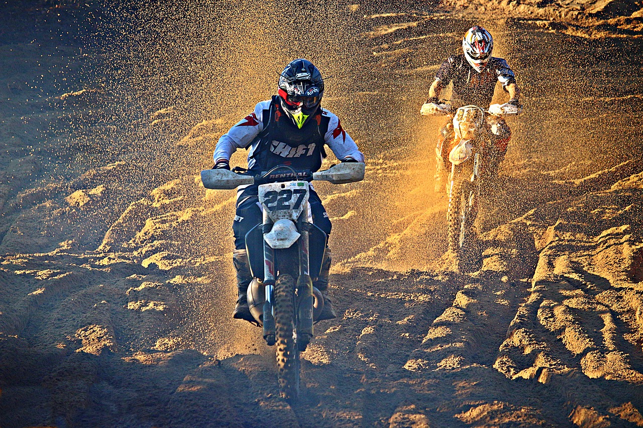motocross  dirtbike  enduro free photo
