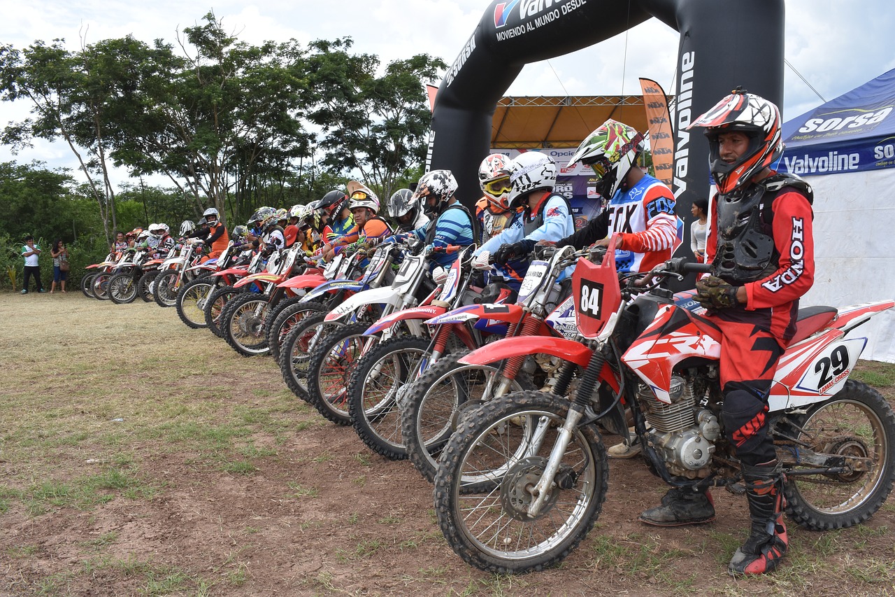 motocross  enduro  rally free photo