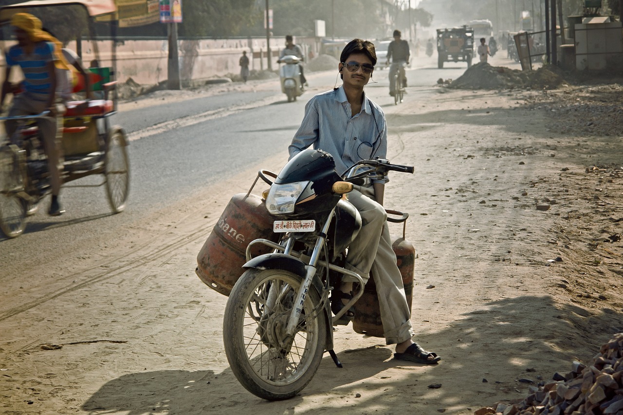 motor man india free photo