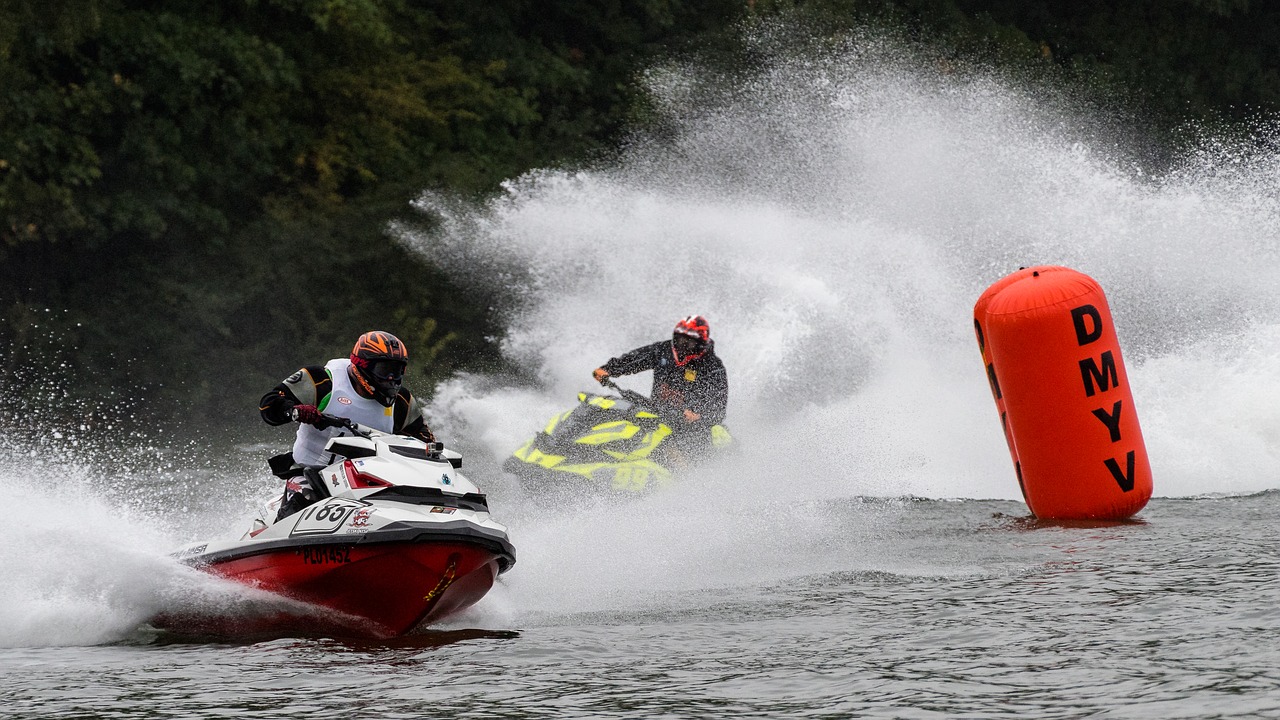 motor boat race  jet ski  sport free photo
