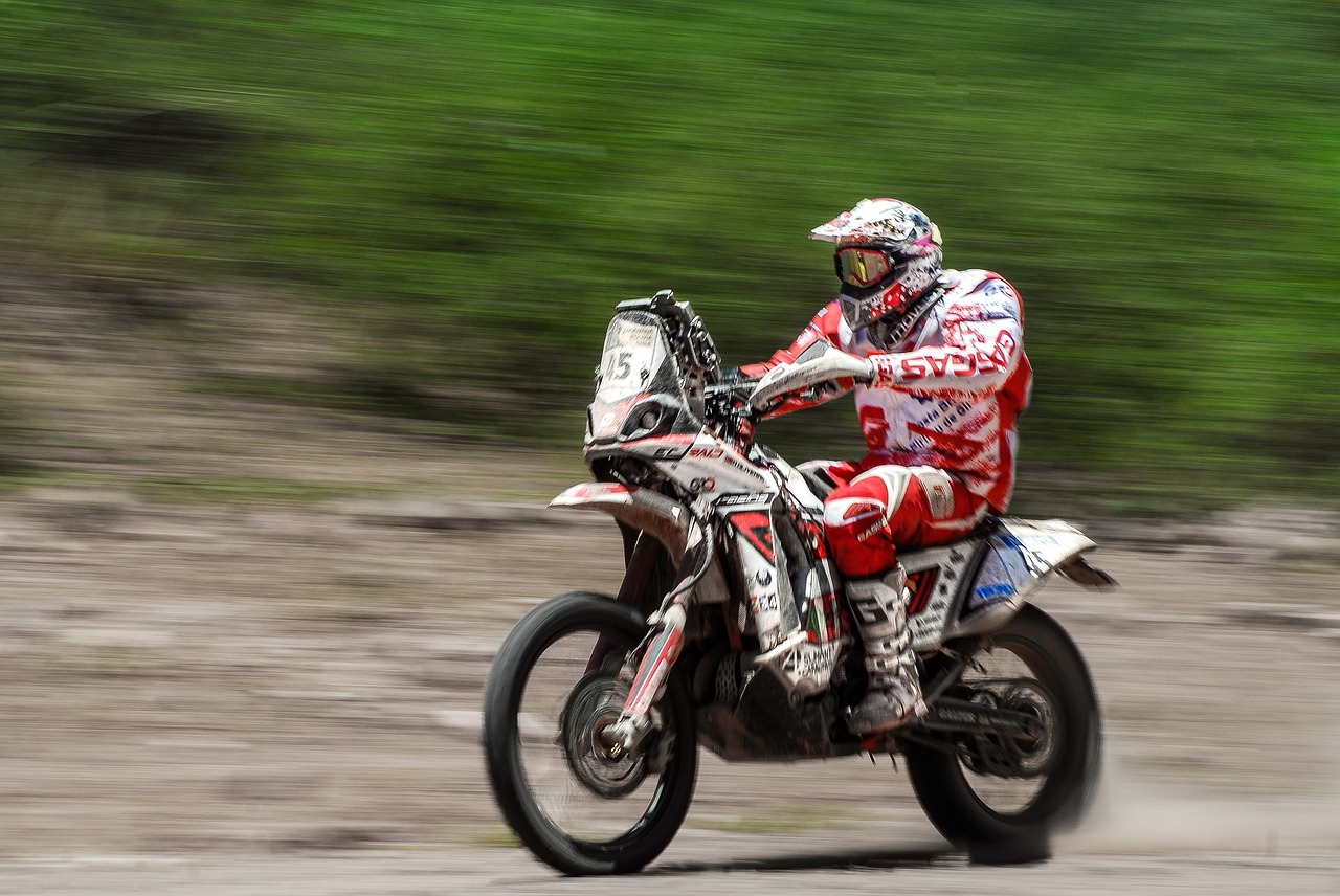 motorbike dakar race free photo