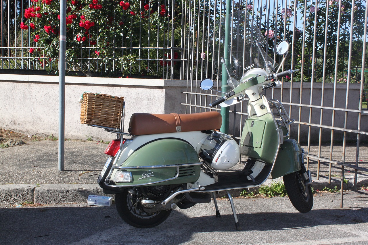 motorbike italy vespa free photo