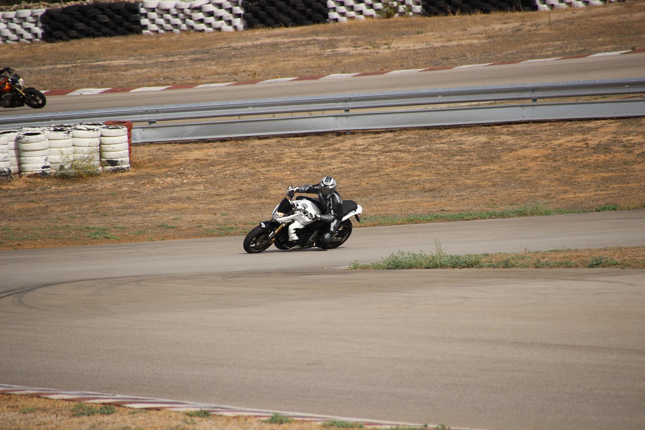 motorbike bike circuit free photo