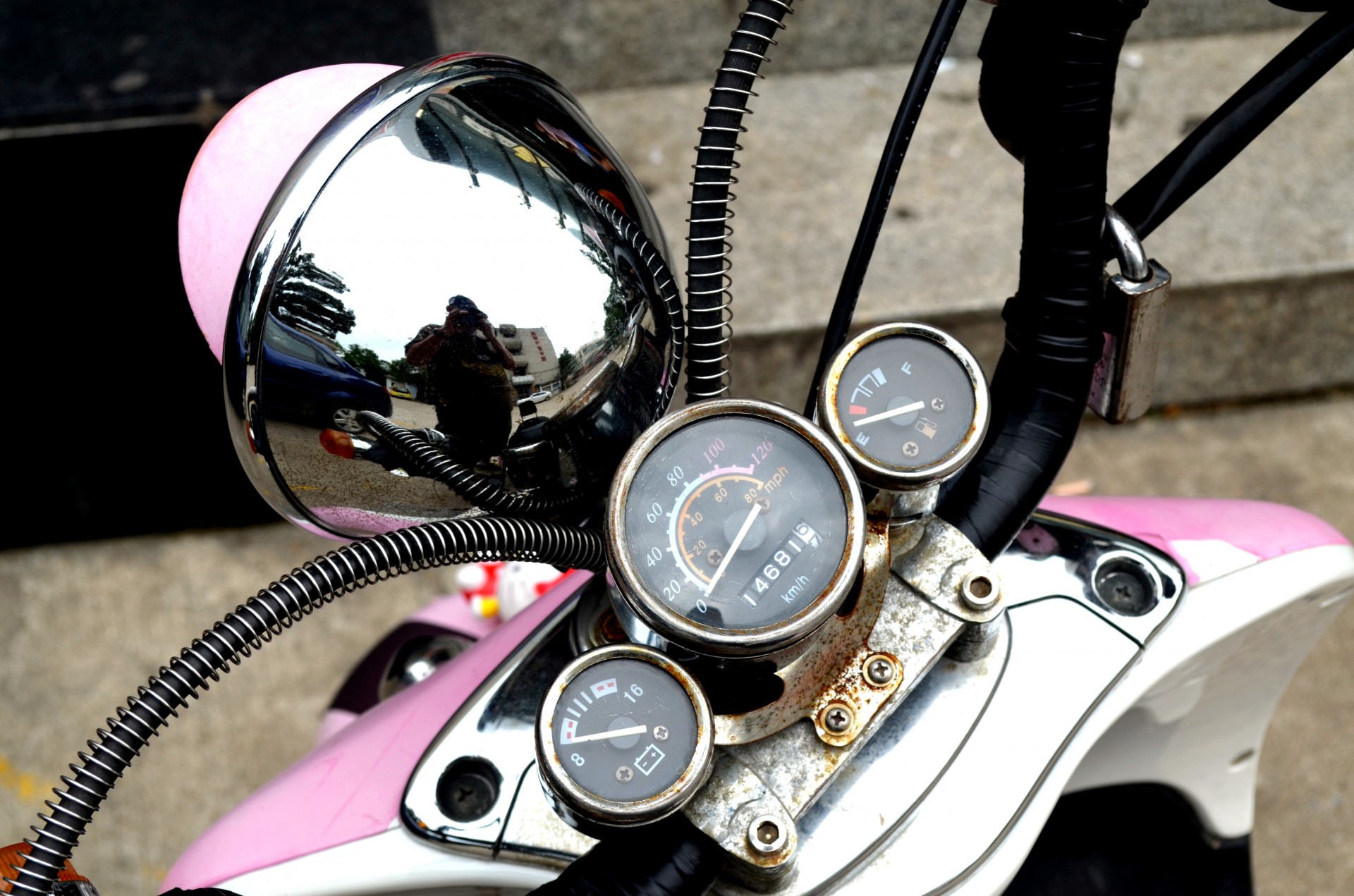 dial dials motorbike free photo