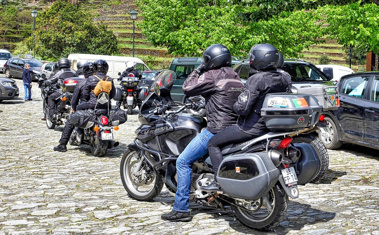 motorbikes cavalcade group free photo