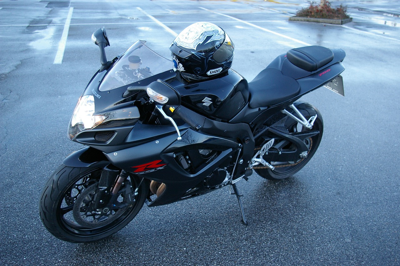 motorcycle suzuki gsx-r free photo