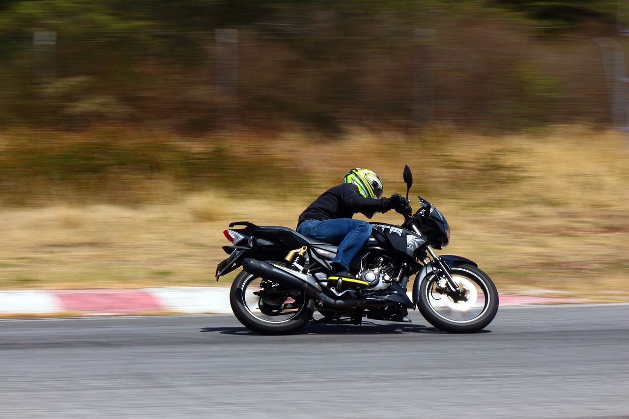 race motorcycle motorbike free photo