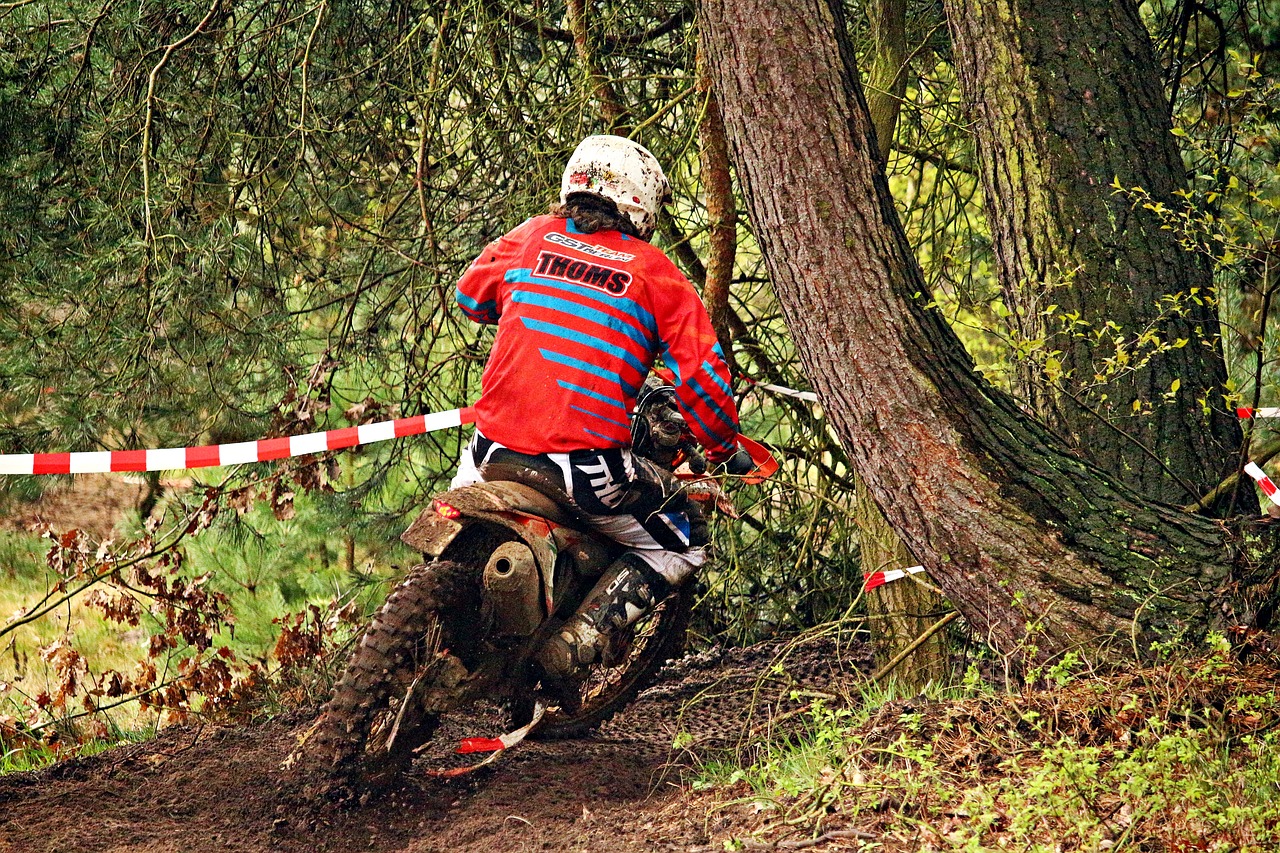 motorcycle enduro cross free photo