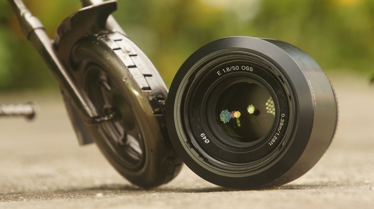 motorcycle toys lens 50 mm free photo