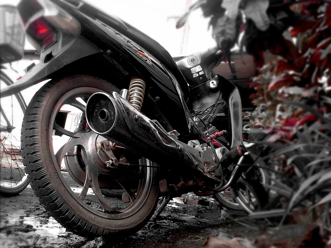 motorcycle exhaust metal free photo