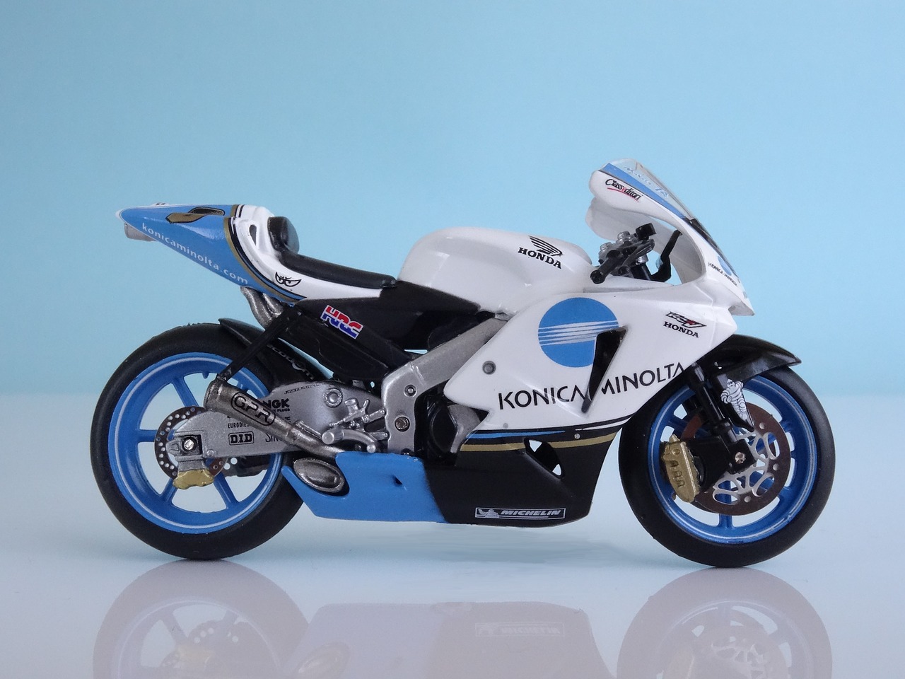 motorcycle honda rc211v free photo