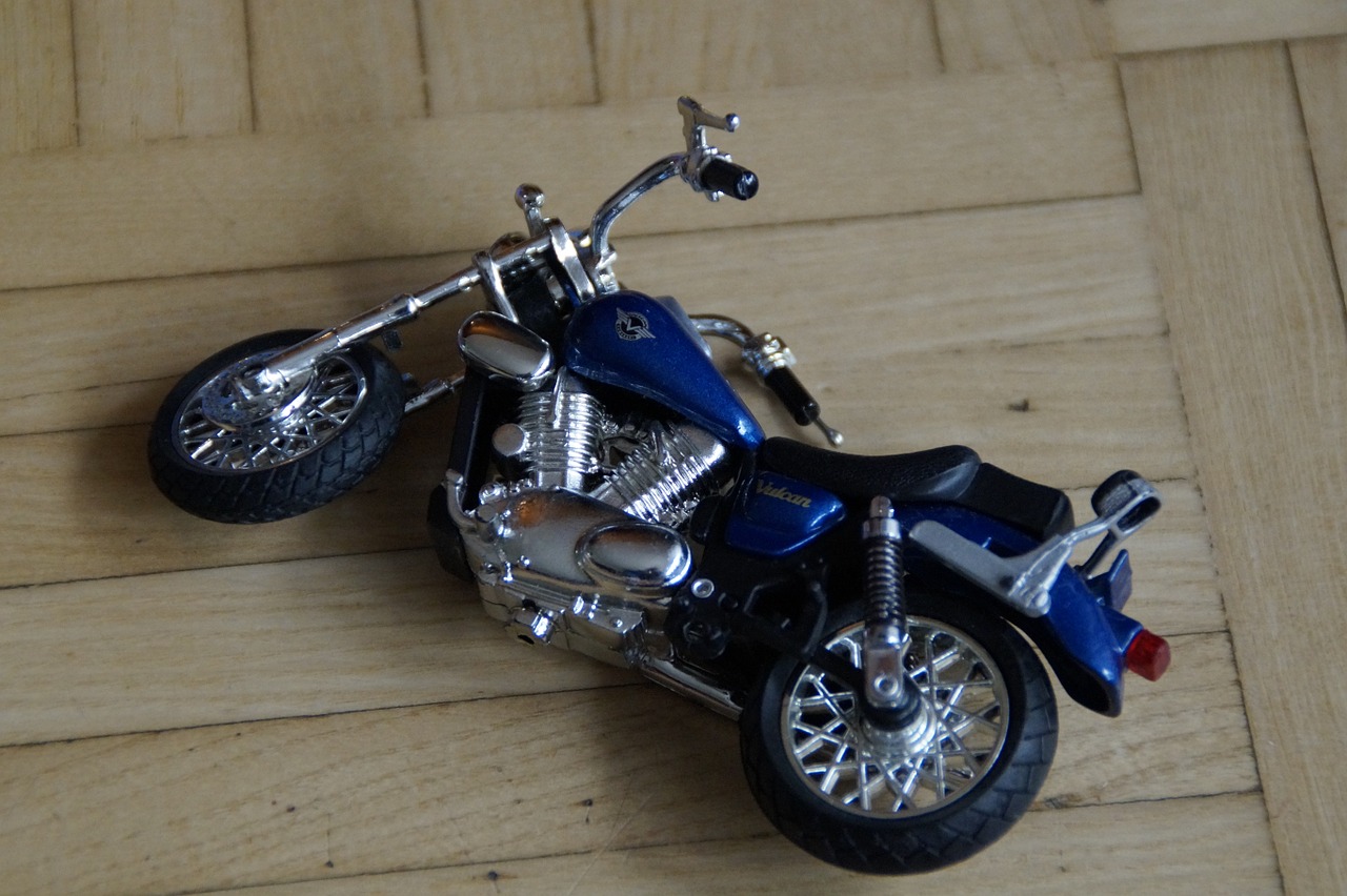 motorcycle toys child free photo