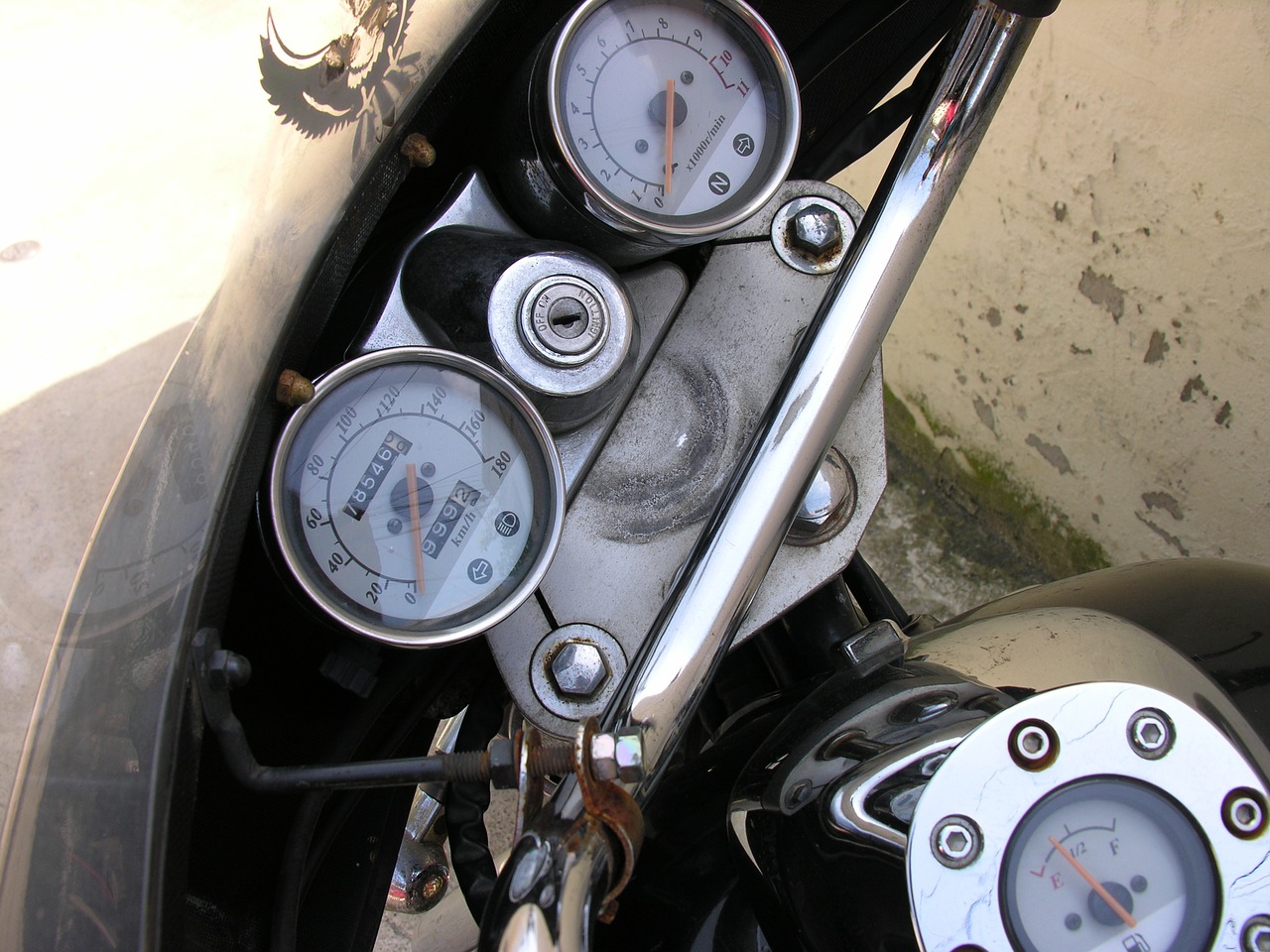motorcycles the instrument panel machine free photo