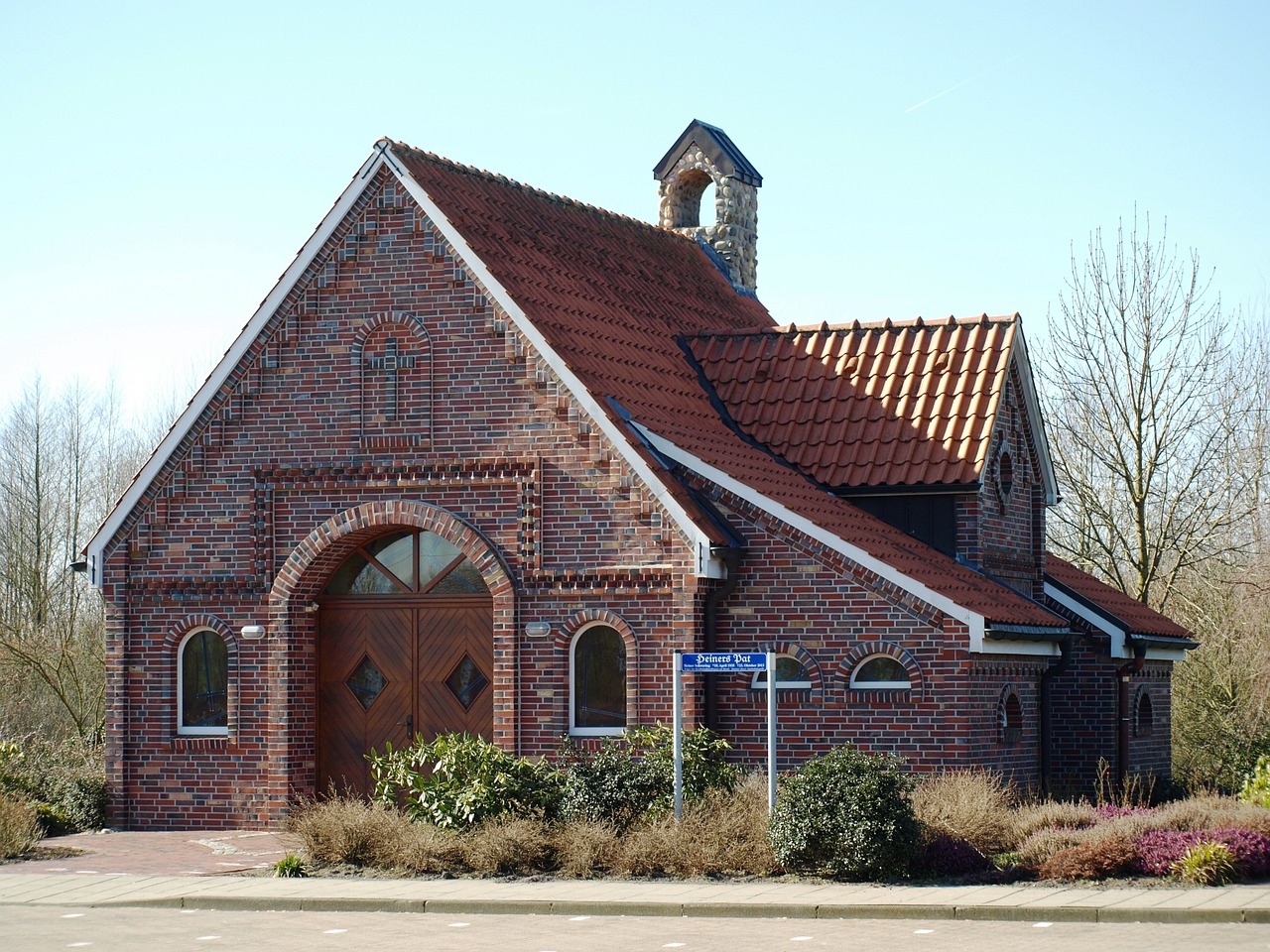 motorway chapel chapel heseper peat free photo