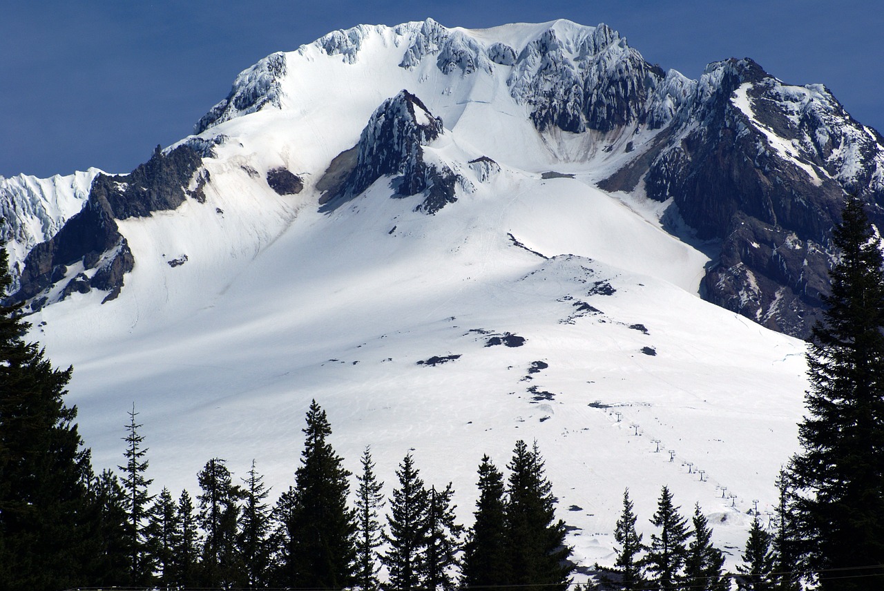 mount hood cascade mountains oregon free photo