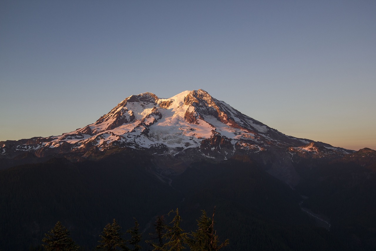 mount rainier landscape stratovolcano free photo