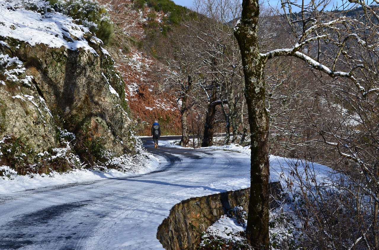 mountain snow hiking free photo