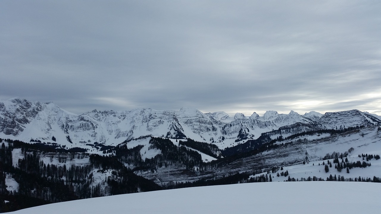 mountain snow panorama free photo