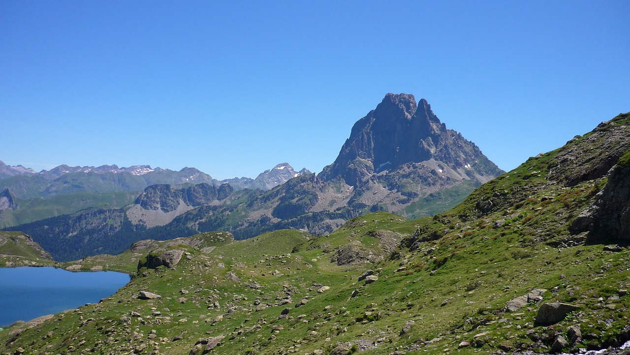 mountain pyrénées france free photo