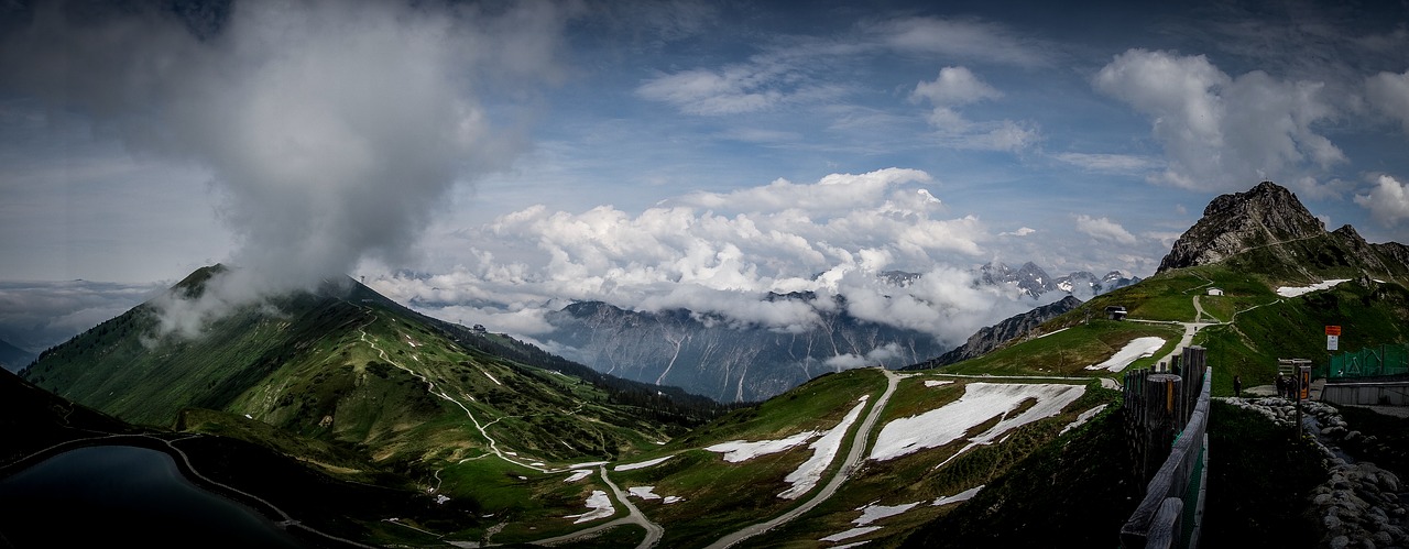 mountain lake snow free photo