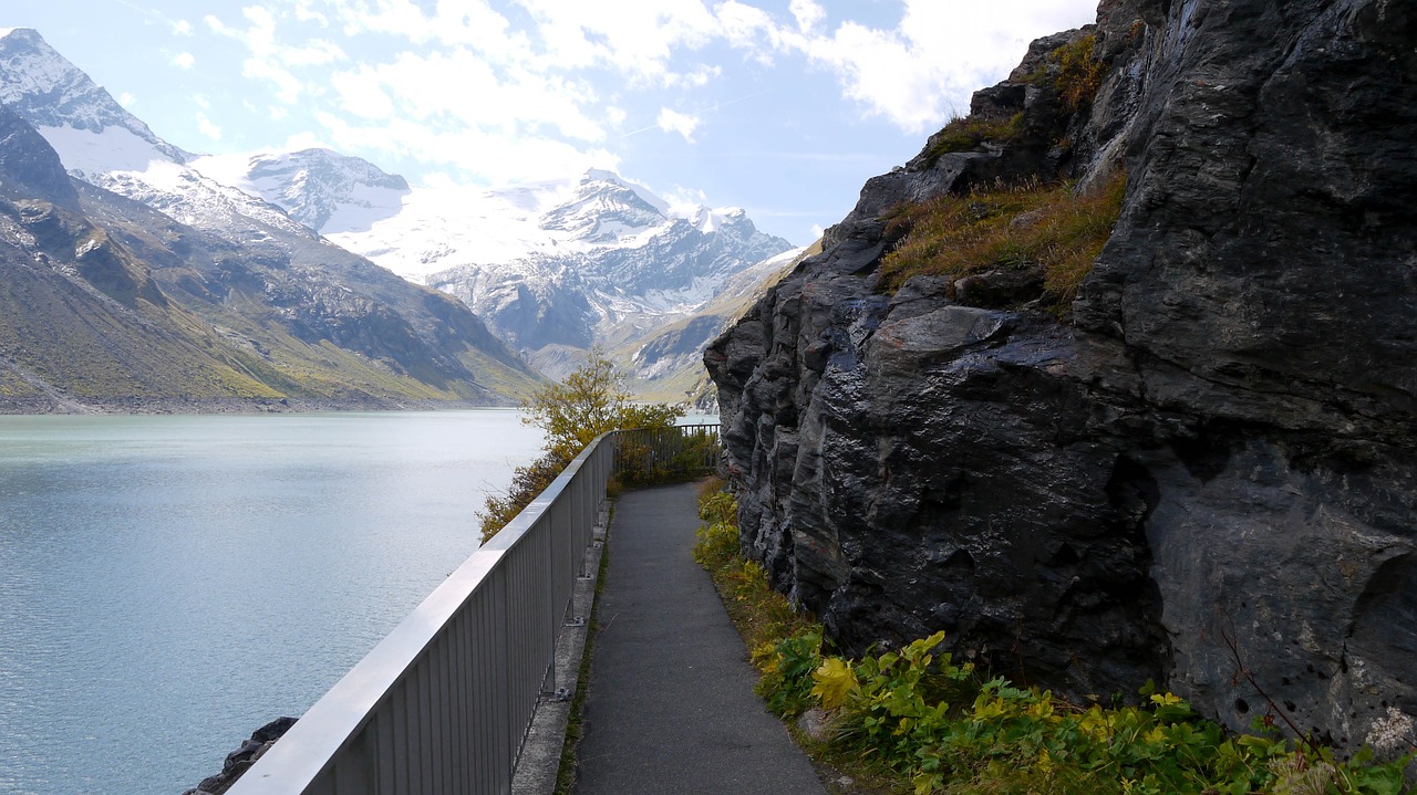 mountain lake austria free photo